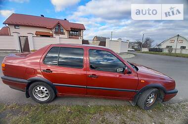 Седан Volkswagen Vento 1995 в Ивано-Франковске