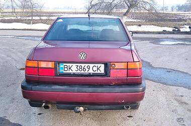 Седан Volkswagen Vento 1995 в Рівному