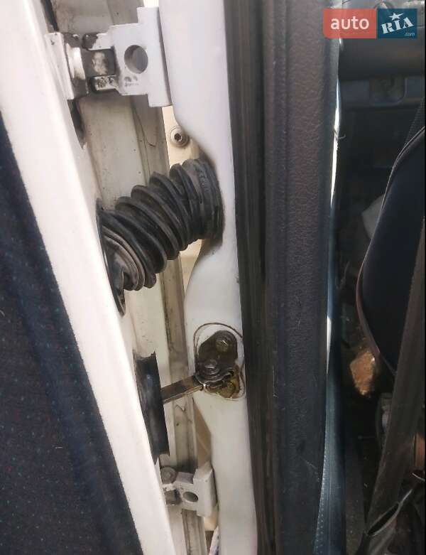 Седан Volkswagen Vento 1993 в Днепре