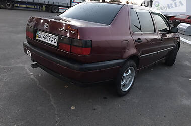 Седан Volkswagen Vento 1992 в Львове