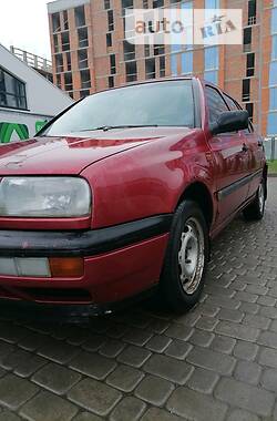 Седан Volkswagen Vento 1995 в Ивано-Франковске