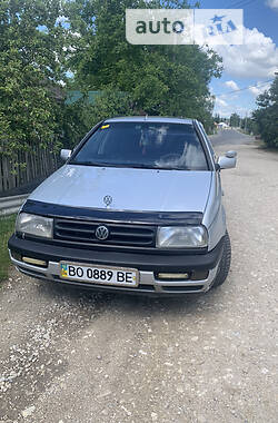 Седан Volkswagen Vento 1993 в Тернополі