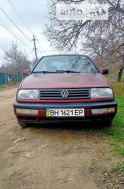 Седан Volkswagen Vento 1993 в Одессе