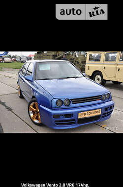 Седан Volkswagen Vento 1992 в 