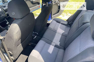 Седан Volkswagen Vento 1992 в 
