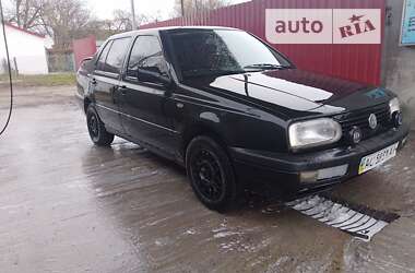 Седан Volkswagen Vento 1996 в Зарічному