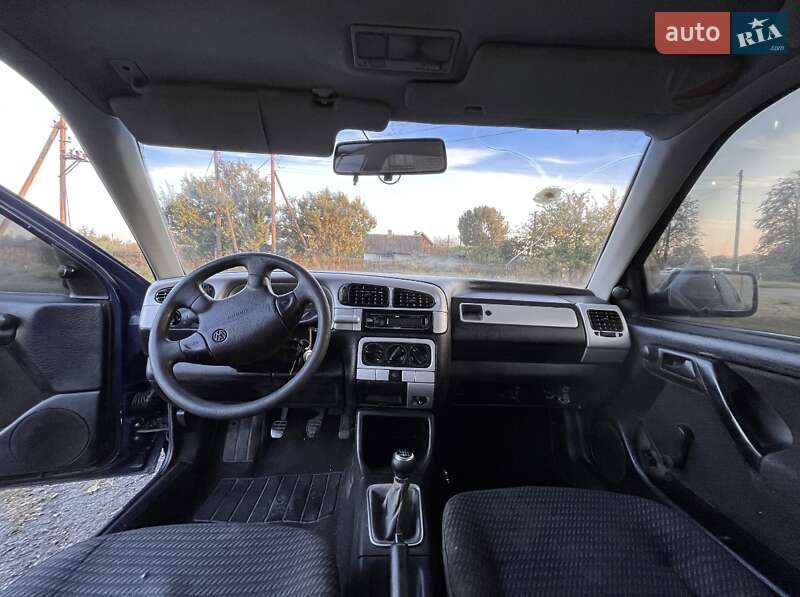Седан Volkswagen Vento 1994 в Днепре