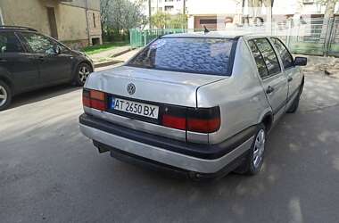 Седан Volkswagen Vento 1995 в Ивано-Франковске
