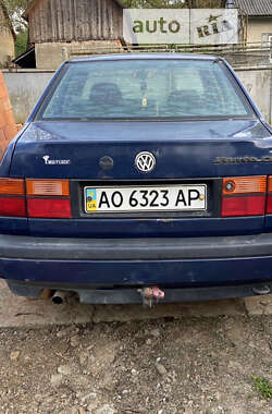 Седан Volkswagen Vento 1993 в Хусте