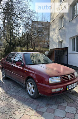 Седан Volkswagen Vento 1998 в Тернополе