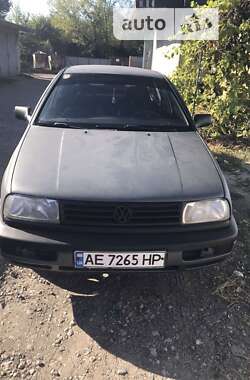 Седан Volkswagen Vento 1993 в Кривом Роге