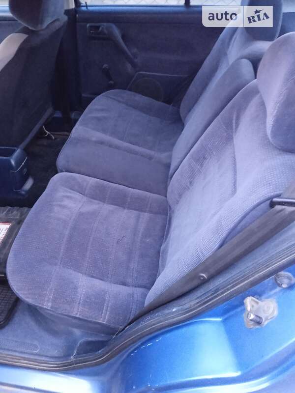 Седан Volkswagen Vento 1993 в Маневичах