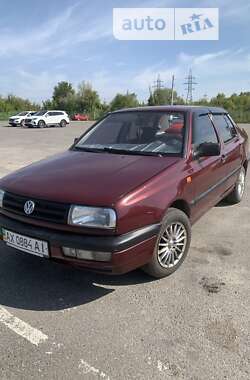 Седан Volkswagen Vento 1995 в Харькове