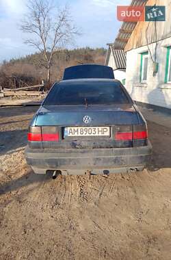 Седан Volkswagen Vento 1993 в 