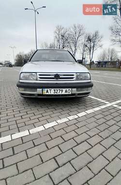 Седан Volkswagen Vento 1994 в Коломые