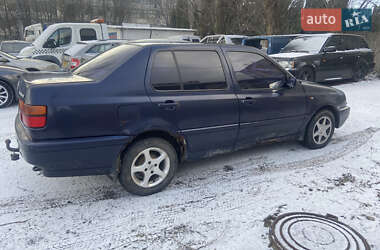 Седан Volkswagen Vento 1993 в Тернополе