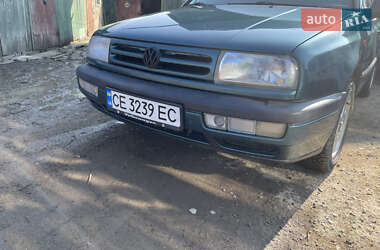 Седан Volkswagen Vento 1994 в Сторожинці