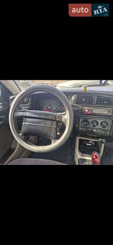 Седан Volkswagen Vento 1993 в Рівному фото 32 Седан Volkswagen Vento 1993 в Рівному