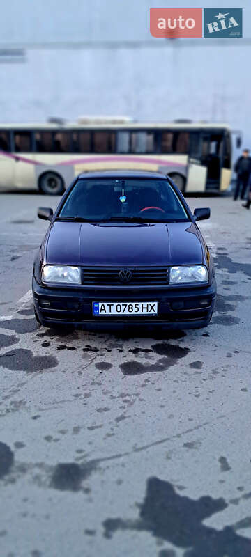 Седан Volkswagen Vento 1994 в 