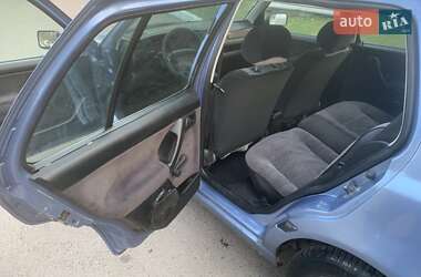 Седан Volkswagen Vento 1992 в 