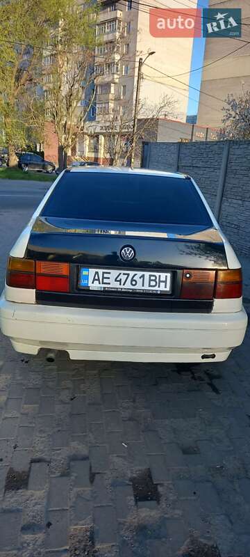 Седан Volkswagen Vento 1993 в Днепре