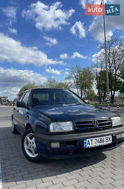 Седан Volkswagen Vento 1992 в Коломиї