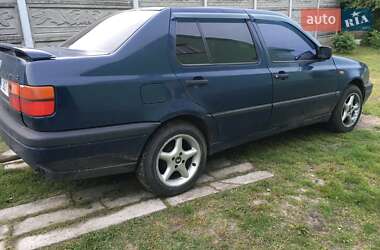Седан Volkswagen Vento 1992 в Києві