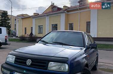 Седан Volkswagen Vento 1993 в Бердичеве