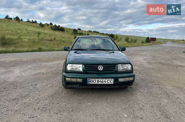 Седан Volkswagen Vento 1997 в Бережанах