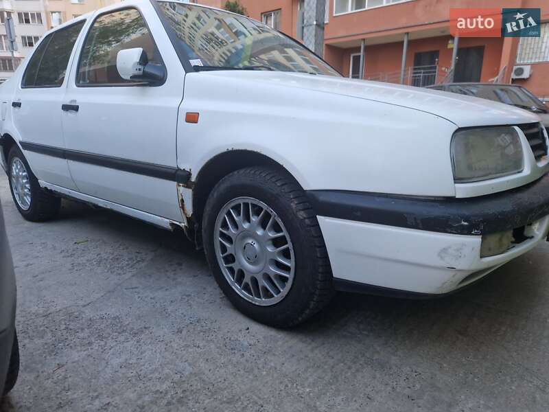 Volkswagen Vento 1993