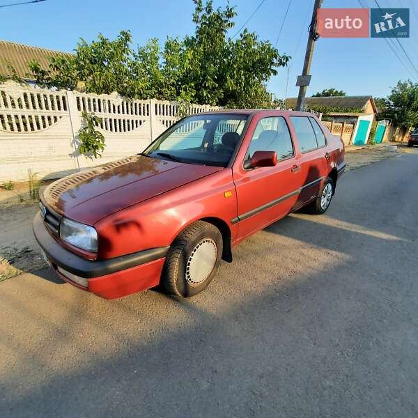 Седан Volkswagen Vento 1993 в Миколаєві фото 3 Седан Volkswagen Vento 1993 в Миколаєві