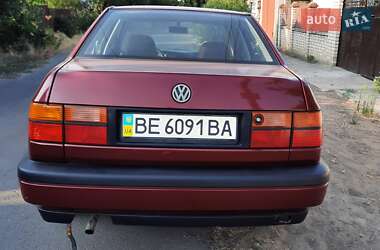 Седан Volkswagen Vento 1993 в 