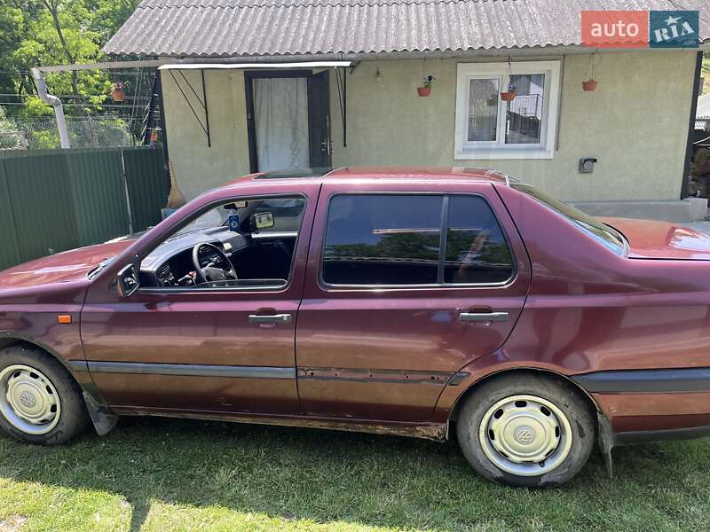 Volkswagen Vento 1993