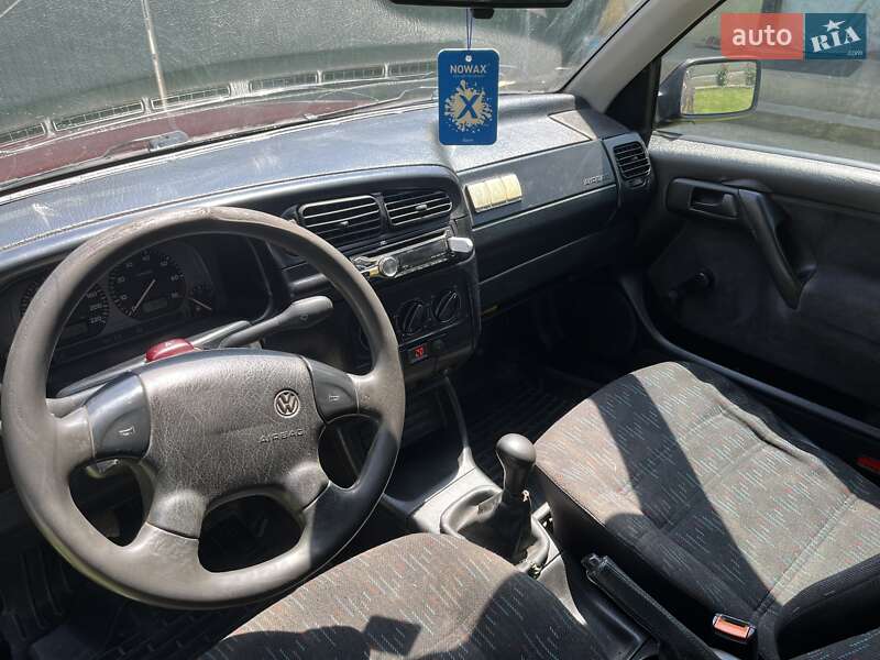 Седан Volkswagen Vento 1993 в Городенке