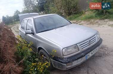 Седан Volkswagen Vento 1996 в Львове
