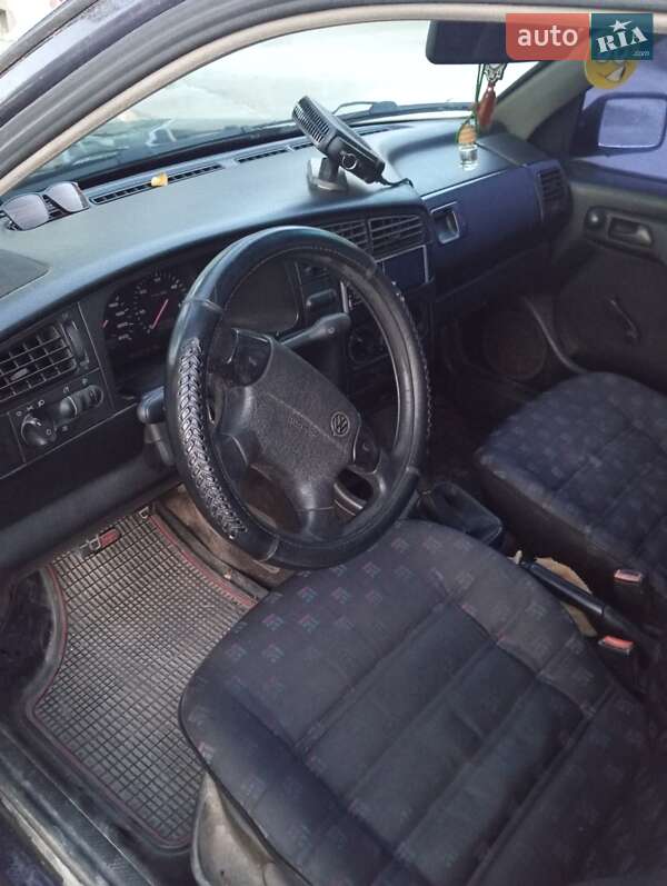 Седан Volkswagen Vento 1996 в Буче