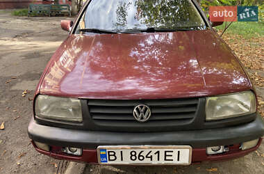 Седан Volkswagen Vento 1995 в Кременчуці