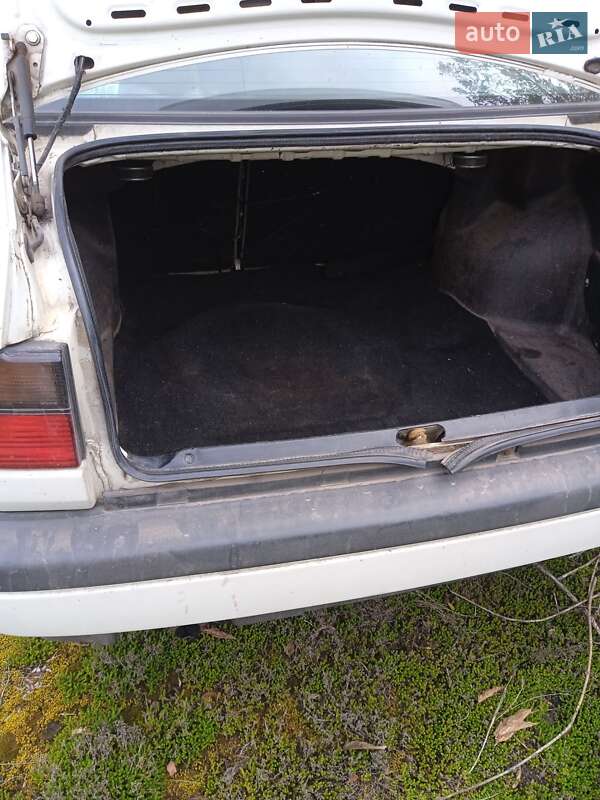 Седан Volkswagen Vento 1993 в Дубровице фото 4 Седан Volkswagen Vento 1993 в Дубровице