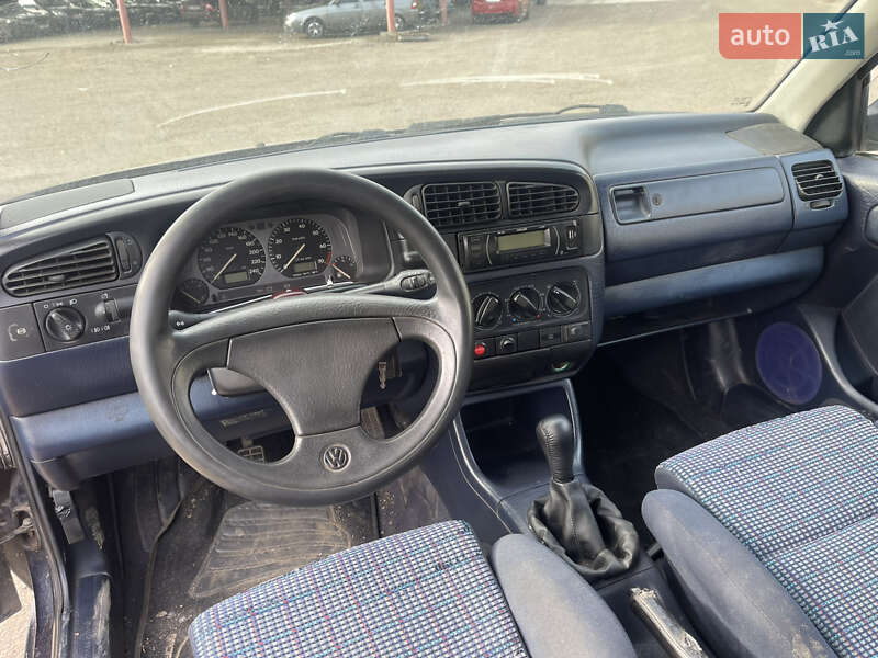 Седан Volkswagen Vento 1992 в Золотоноше фото 6 Седан Volkswagen Vento 1992 в Золотоноше