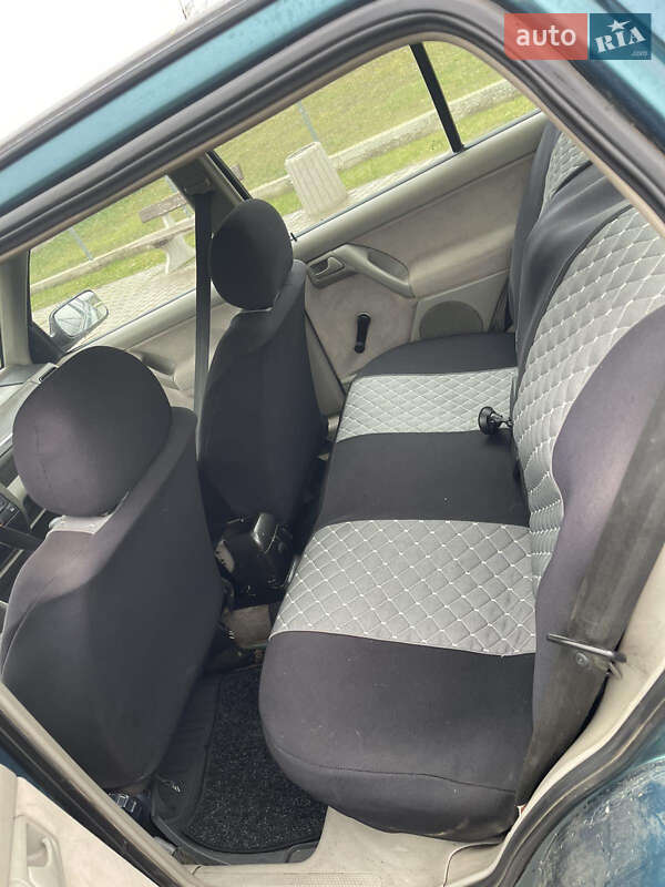 Седан Volkswagen Vento 1993 в Новоселице фото 4 Седан Volkswagen Vento 1993 в Новоселице