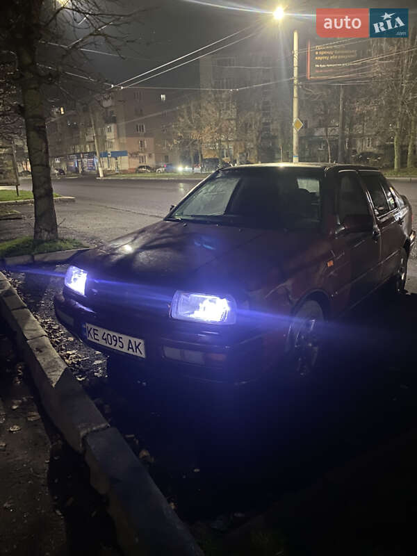 Седан Volkswagen Vento 1994 в Кропивницком
