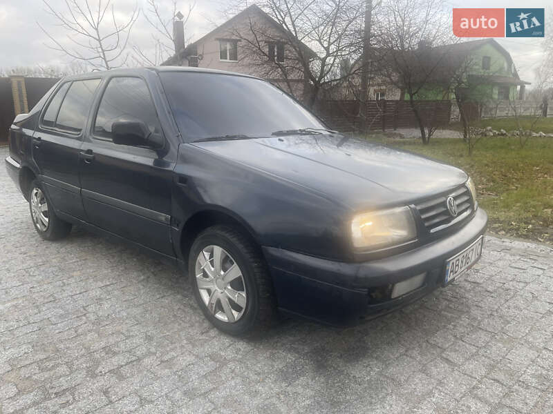 Volkswagen Vento 1992