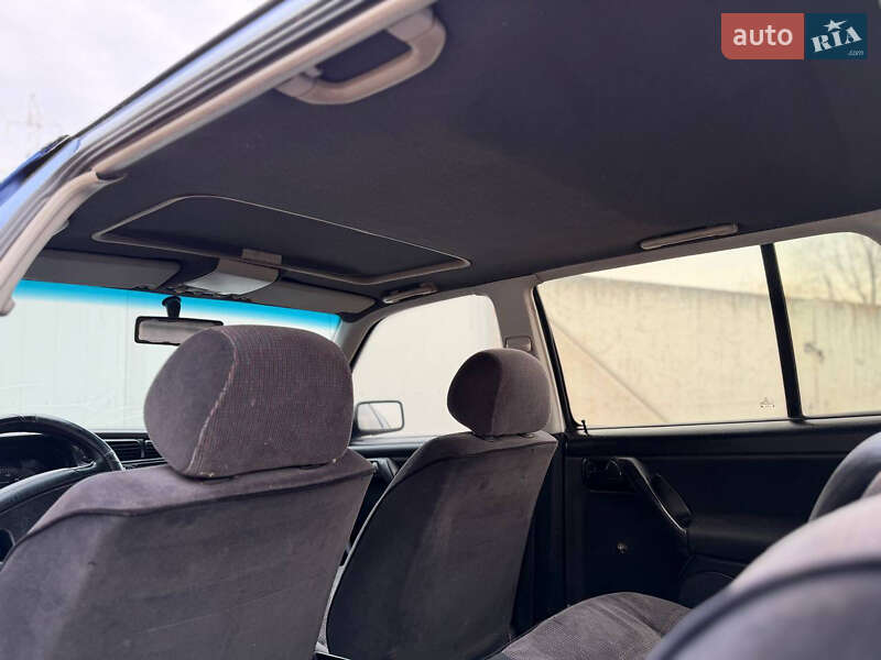 Седан Volkswagen Vento 1993 в Дрогобыче