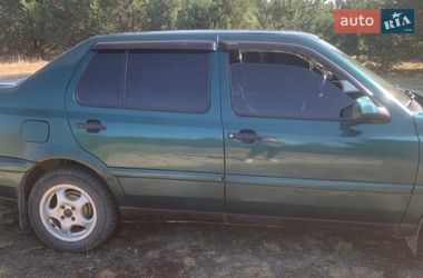 Седан Volkswagen Vento 1998 в Яворове