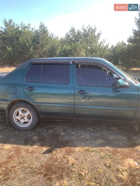 Volkswagen Vento 1998