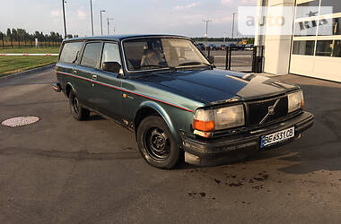 Универсал Volvo 240 1986 в Киеве