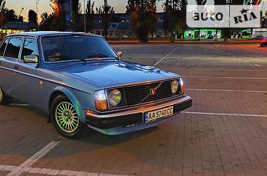 Седан Volvo 244 1978 в Киеве