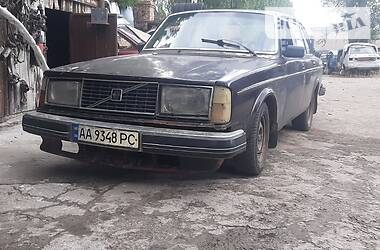 Седан Volvo 244 1980 в Александрие