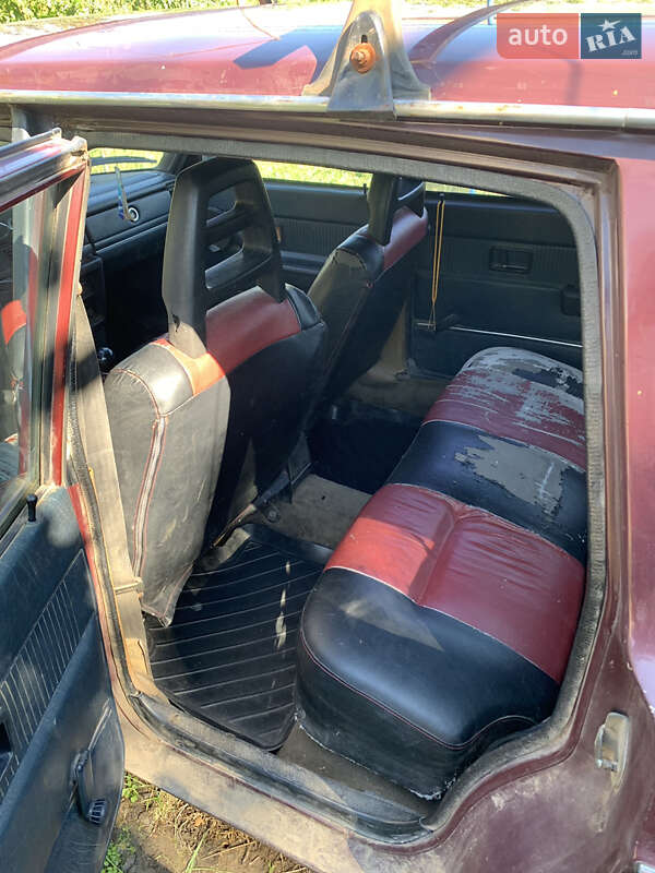 Седан Volvo 244 1981 в Николаеве