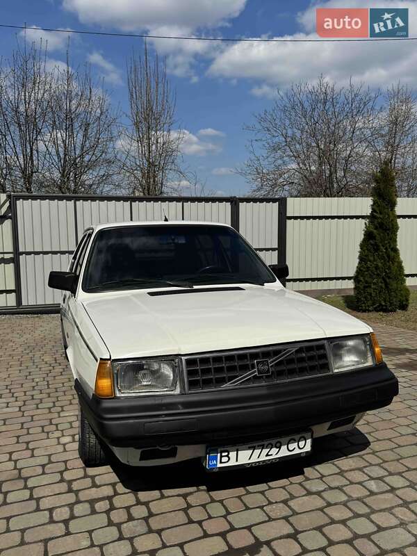 Volvo 340 1989